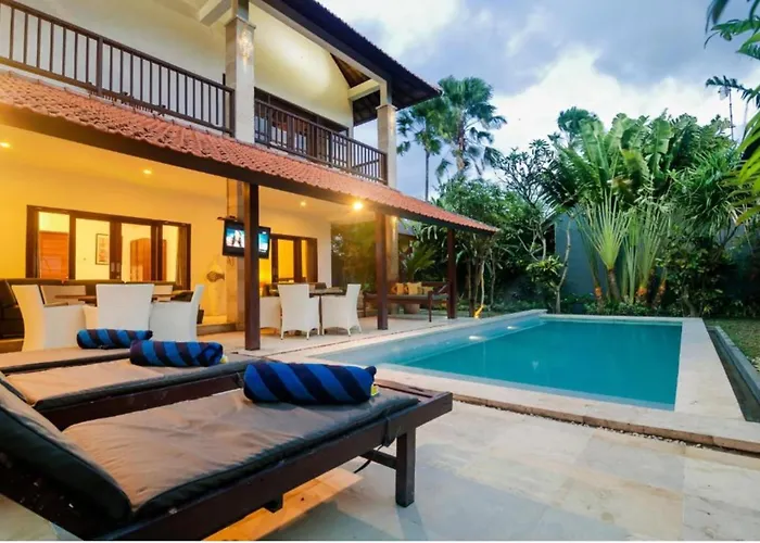 La Sante 10 Bedroom Private Pool * Seminyak (Bali)